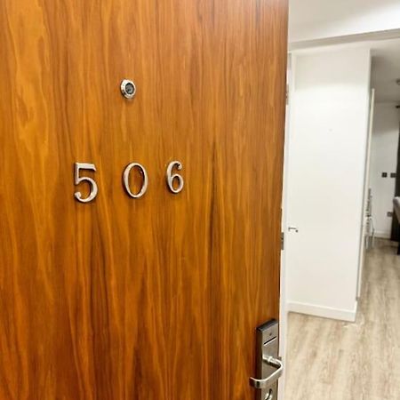 Mediacity Studio Apartment Salford-Quays Манчестер Екстер'єр фото